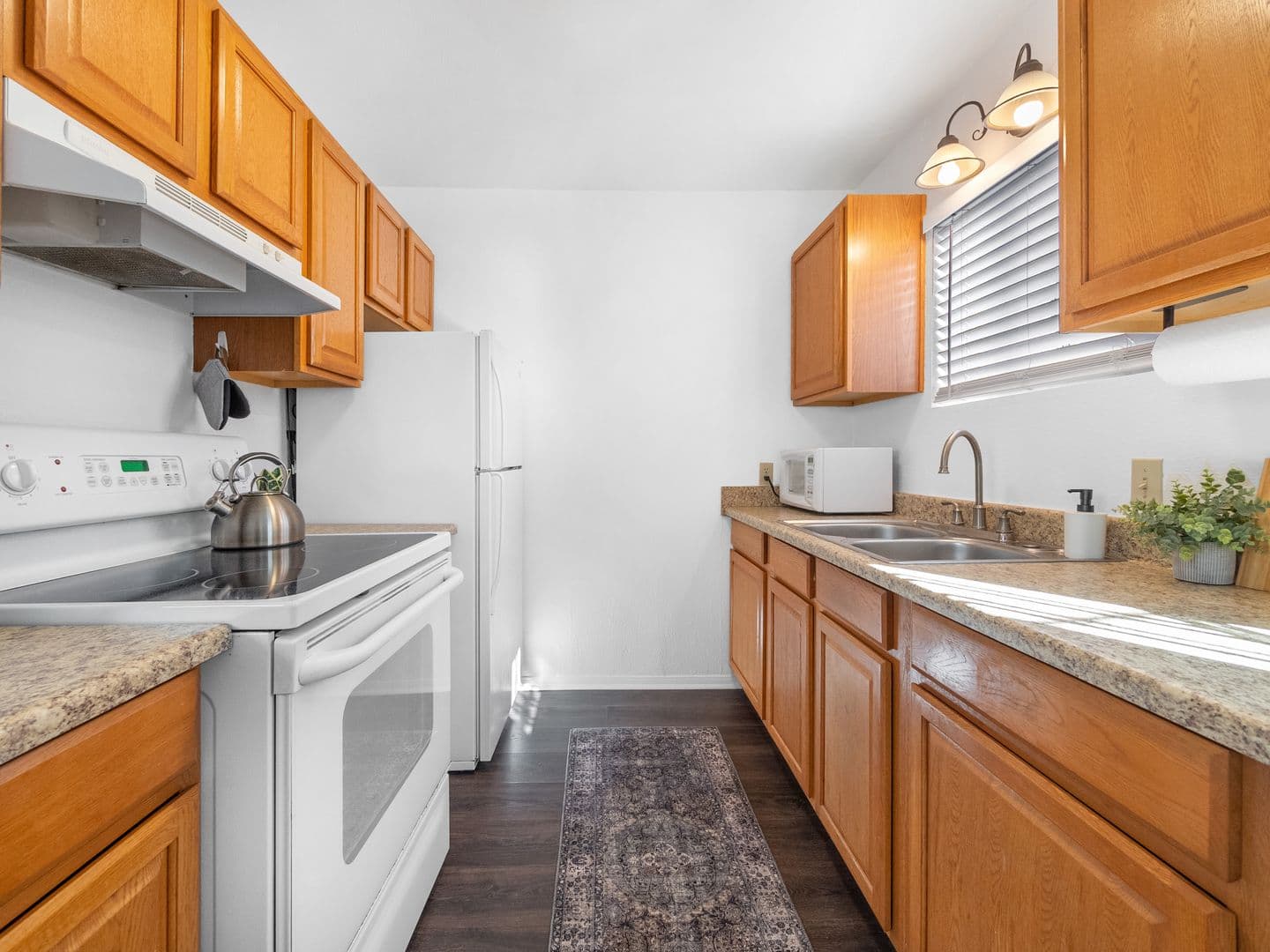 Vista Apartment: 1508 Elm