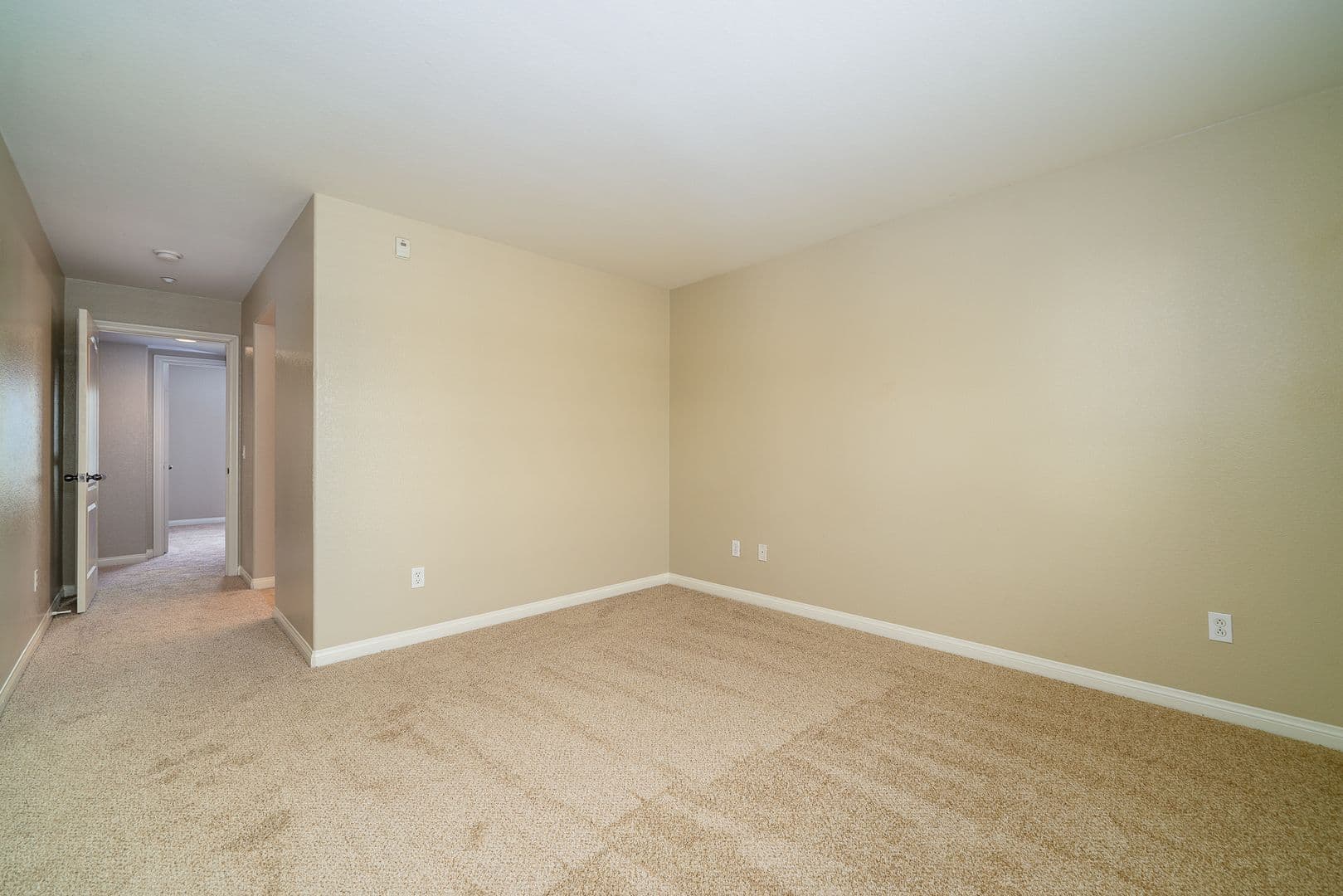 San Diego Condo: 3140 Trinity Bay