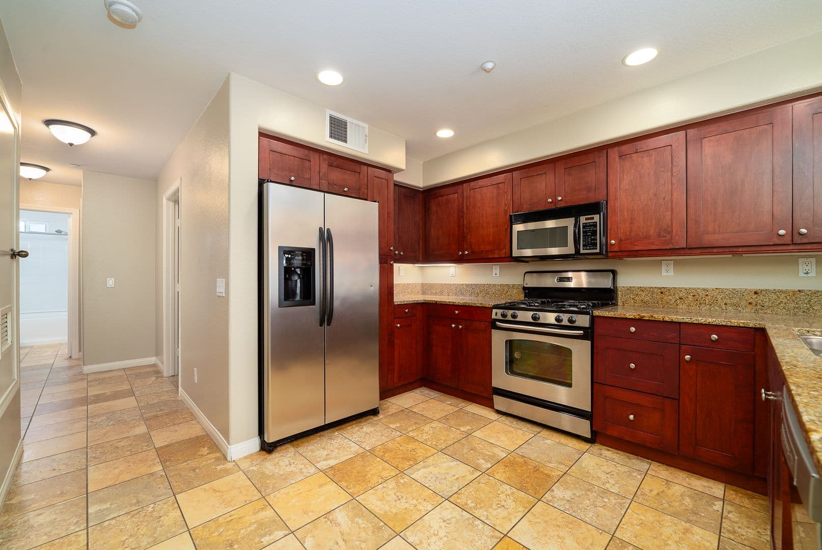 San Diego Condo: 3140 Trinity Bay