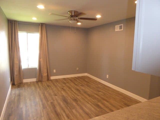 Oceanside Townhome: 351 Los Arbolitos Blvd.