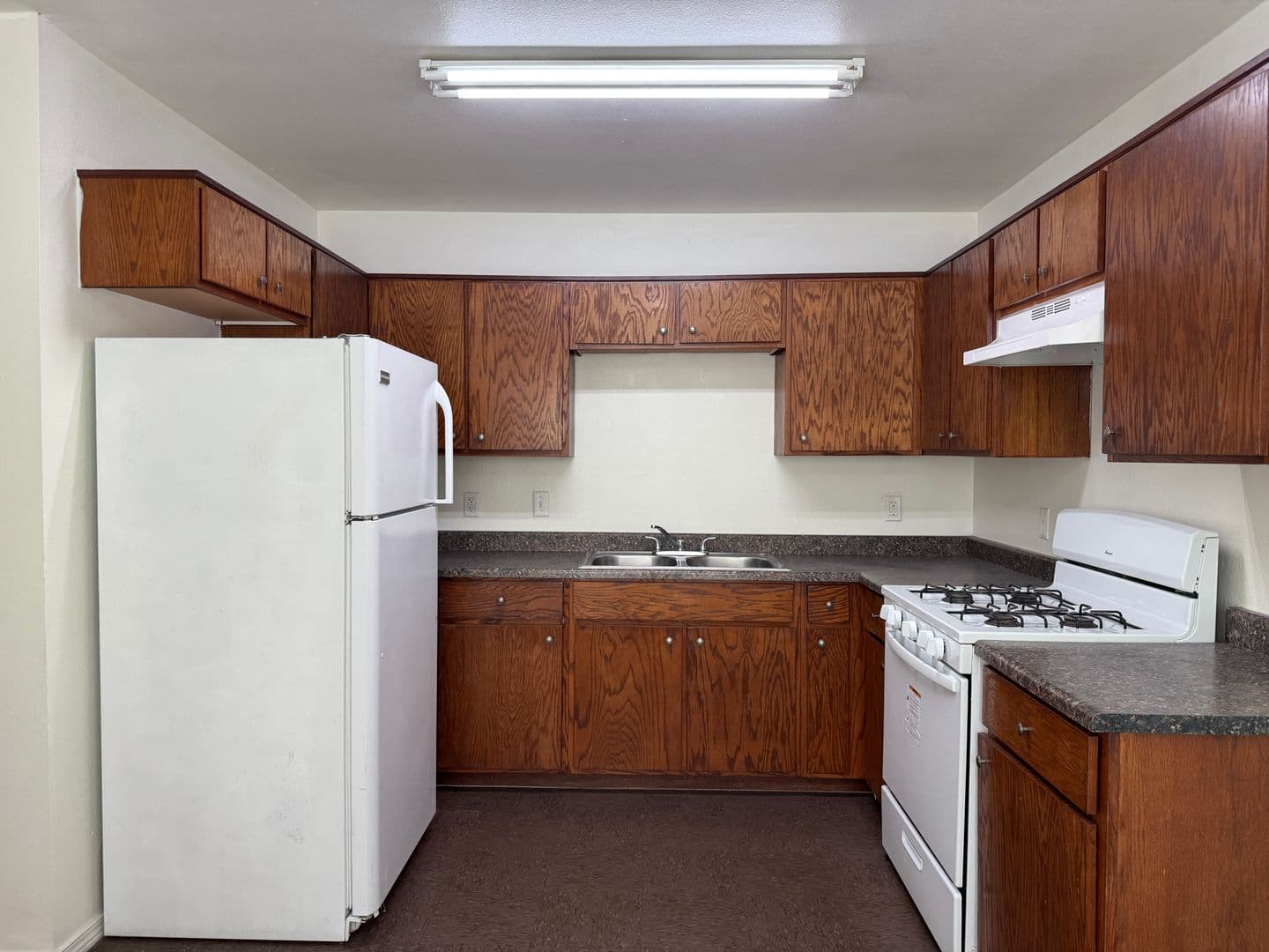 El Paso Apartment: 7598 Diana Drive