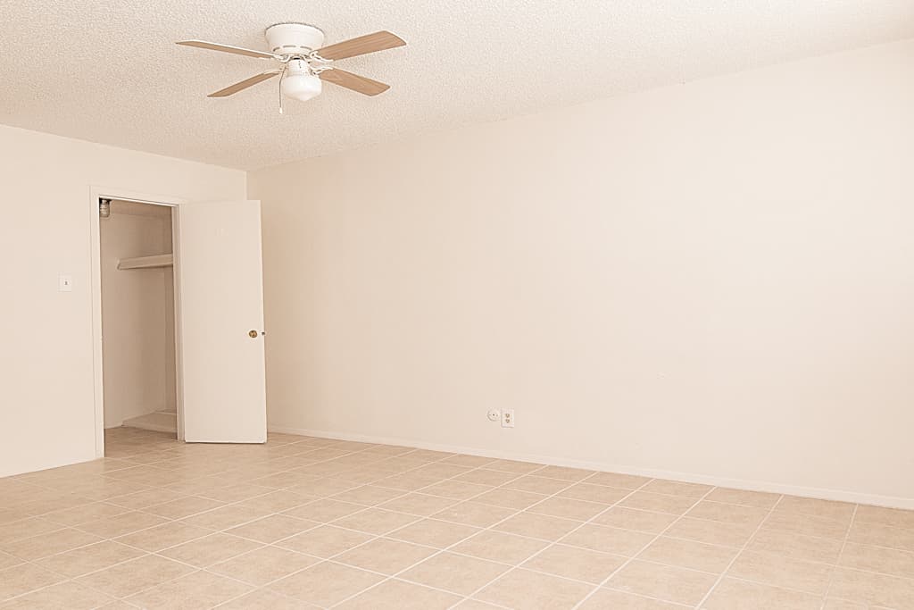 El Paso Apartment: 3600 Johnson Avenue