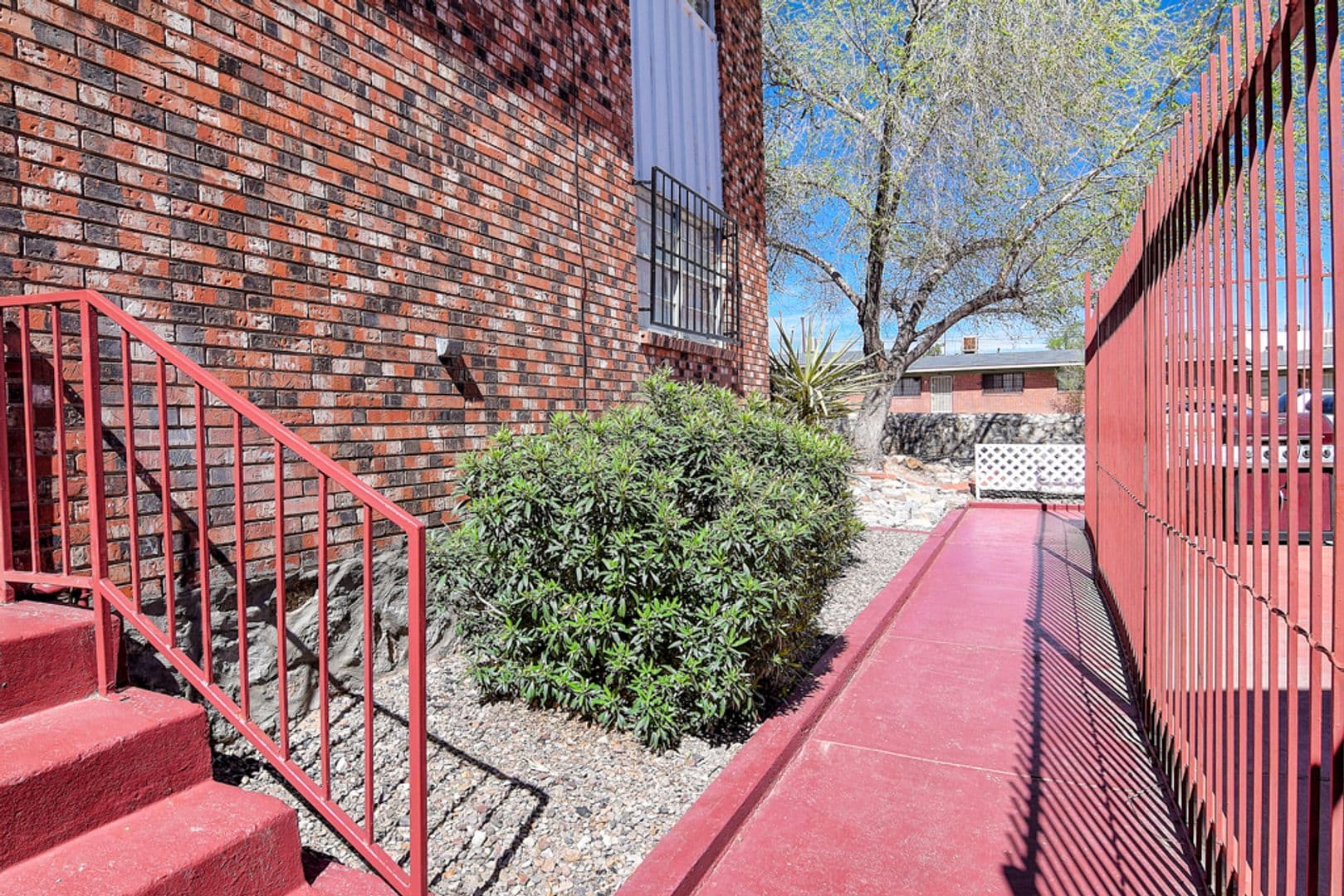 El Paso Apartment: 3600 Johnson Avenue