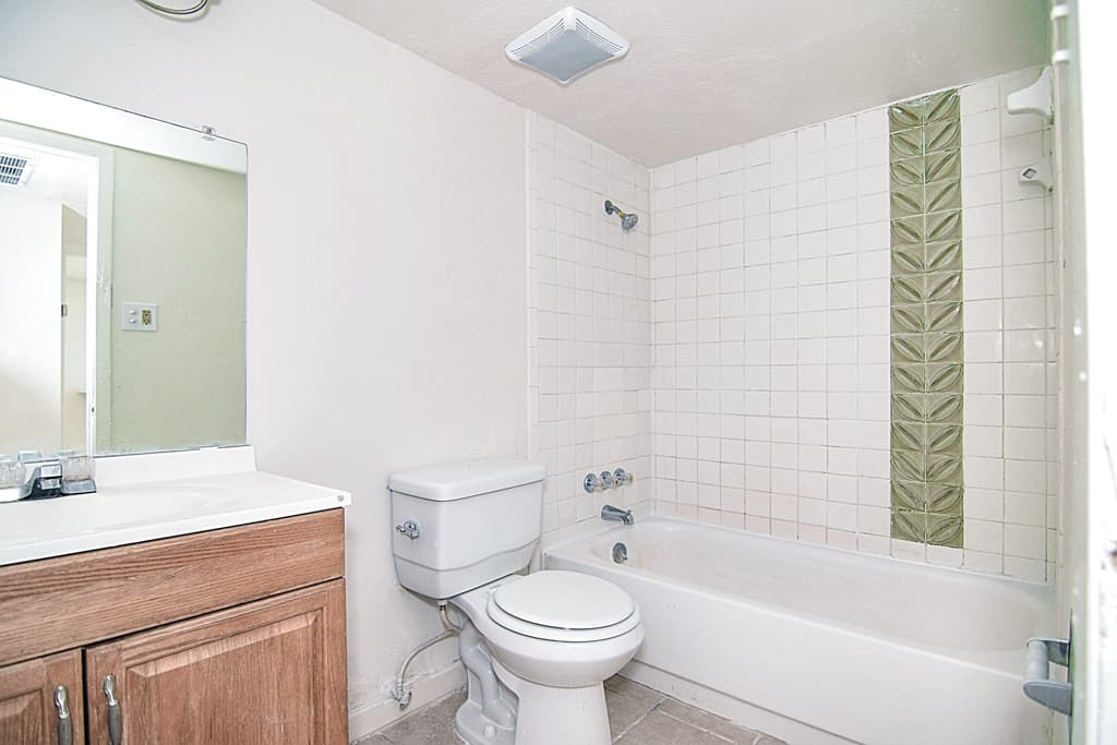 El Paso Apartment: 3600 Johnson Avenue