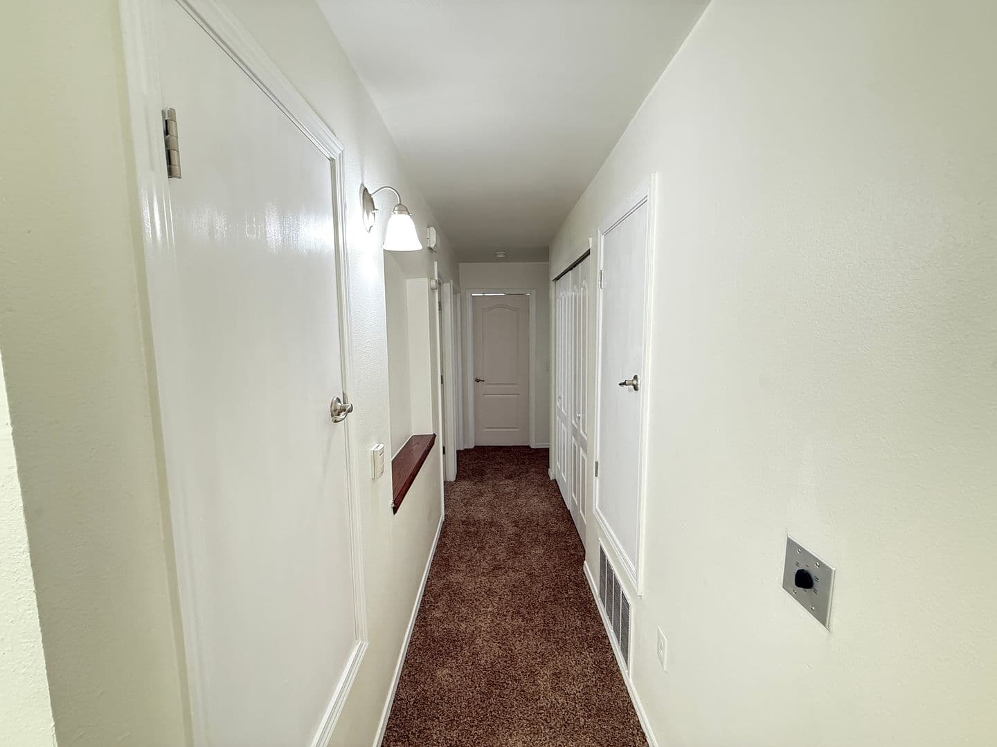 El Paso Apartment: 7598 Diana Drive