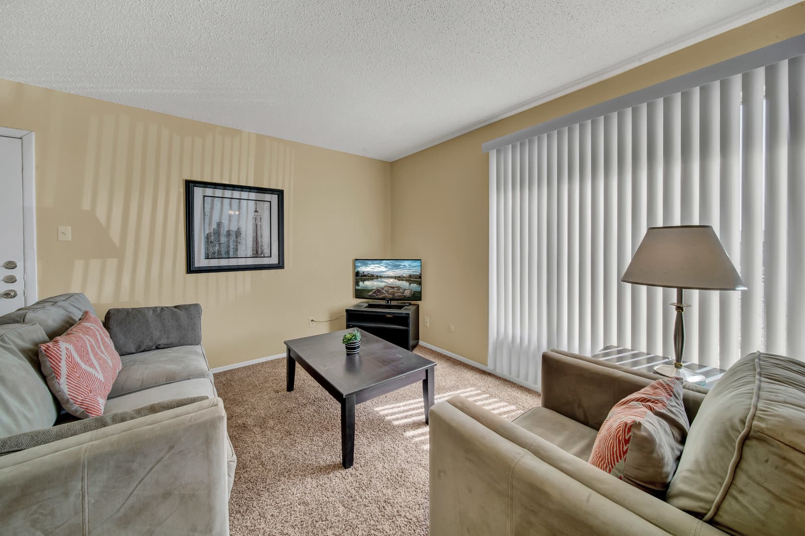 El Paso Apartment: 5500 Confetti Drive