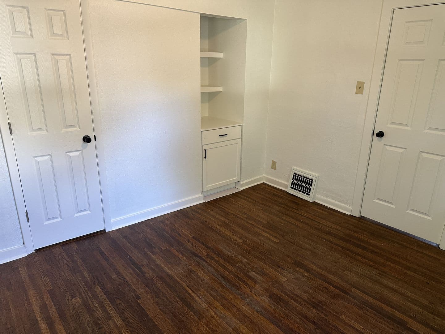 Ames House: 3218 Lettie Street