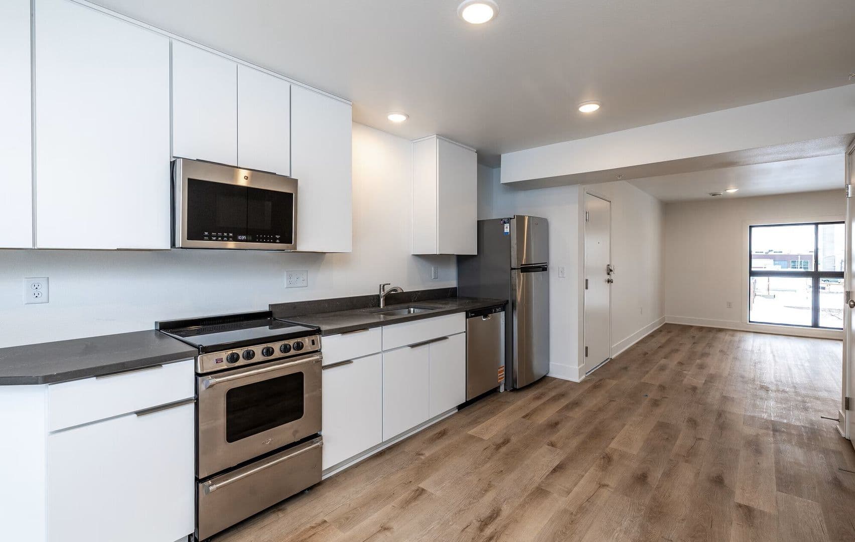 Ames Apartment: 232 Welch Avenue