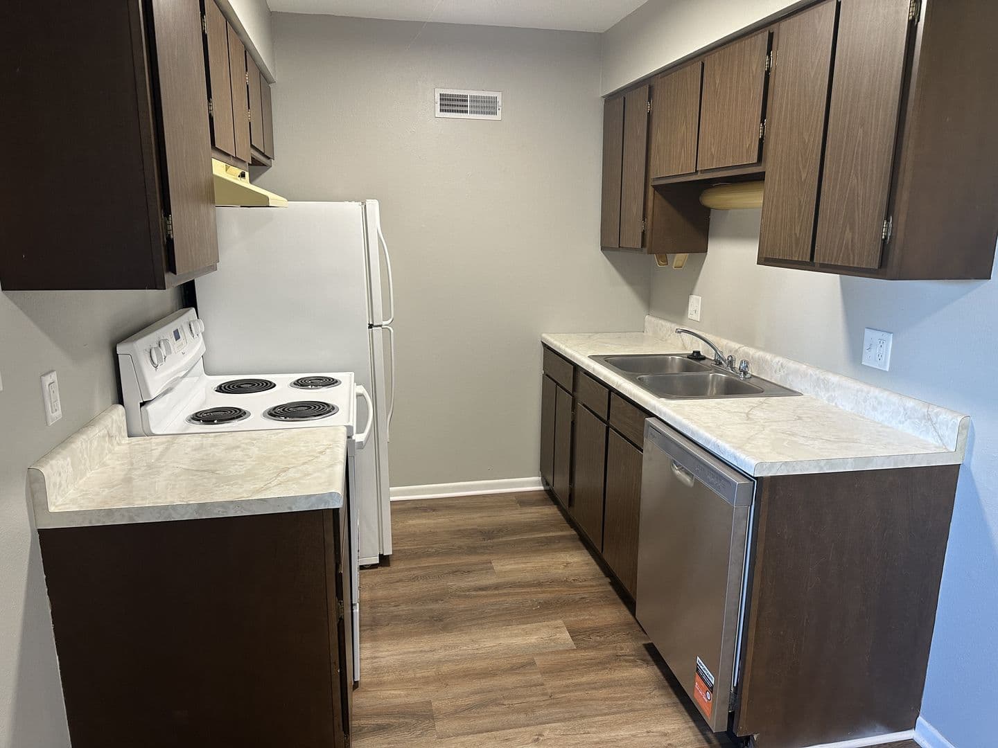 Boone Apartment: 221 Cpl Roger Snedden Dr