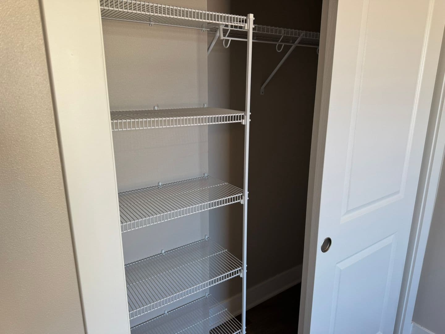Boone Apartment: 812 Keeler St