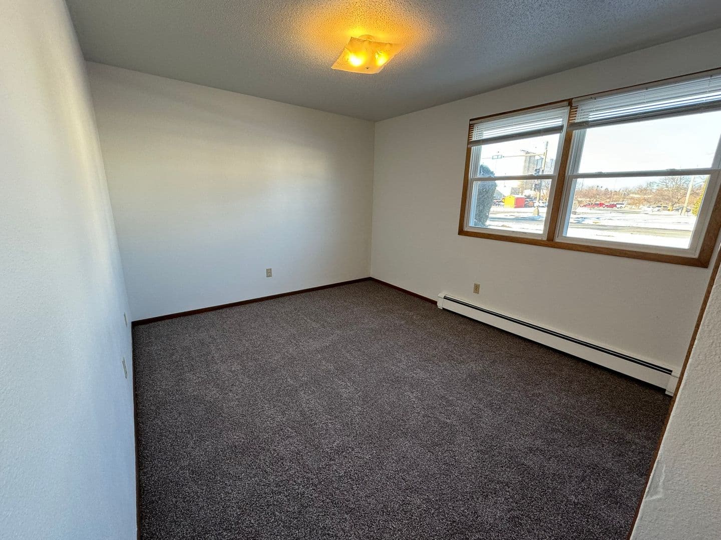 Boone Apartment: 1202 8th Street