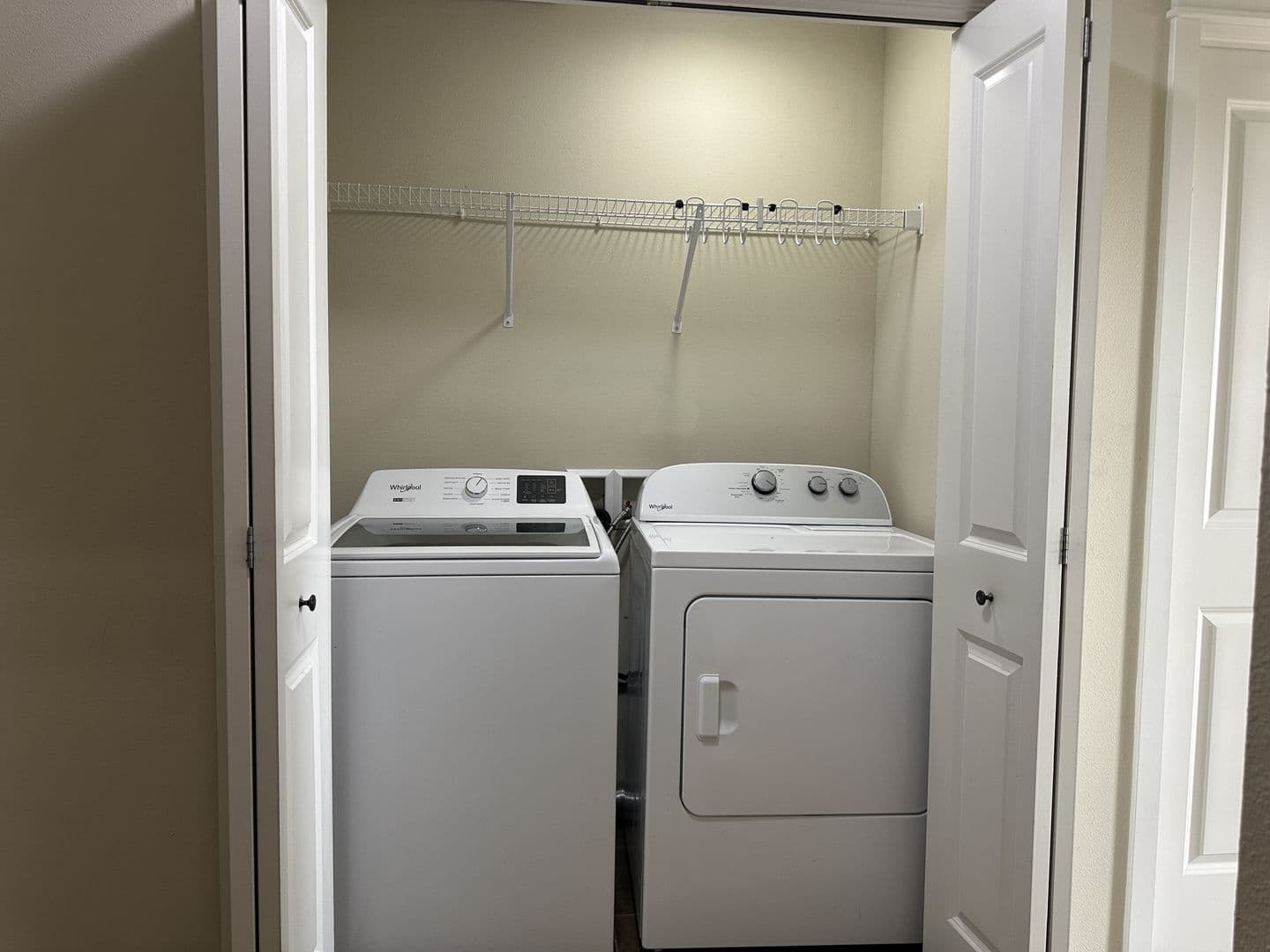 Ankeny Townhome: 223 NE 45th Lane