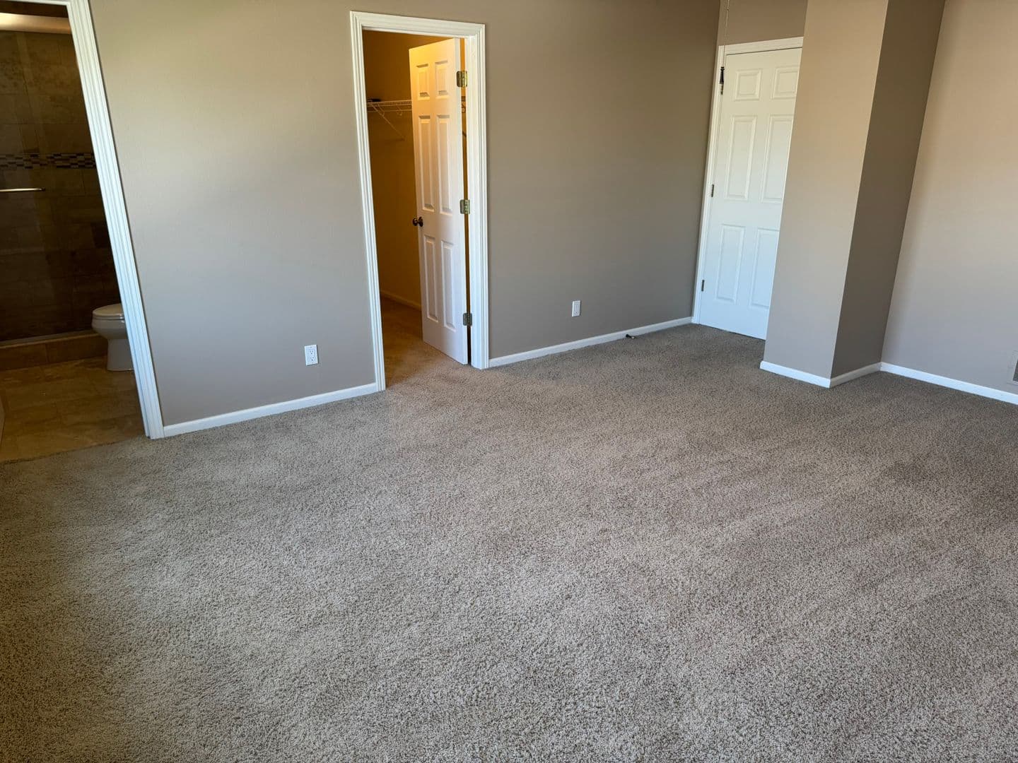 Ames Townhome: 2717 Bristol Dr
