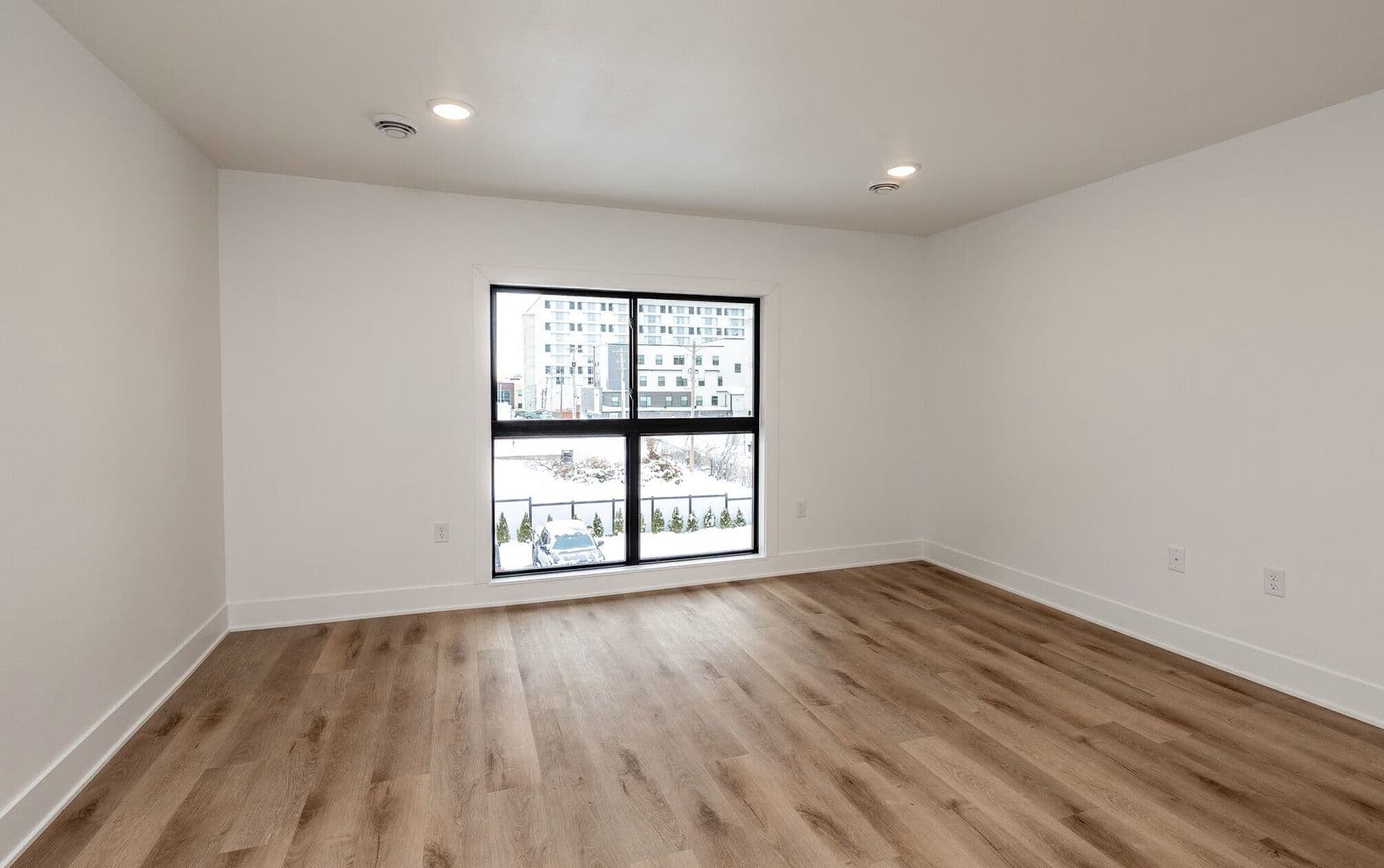 Ames Apartment: 232 Welch Avenue
