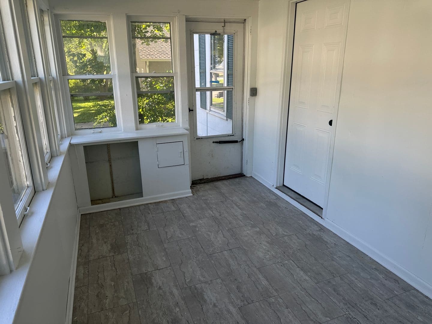 Ames House: 3218 Lettie Street