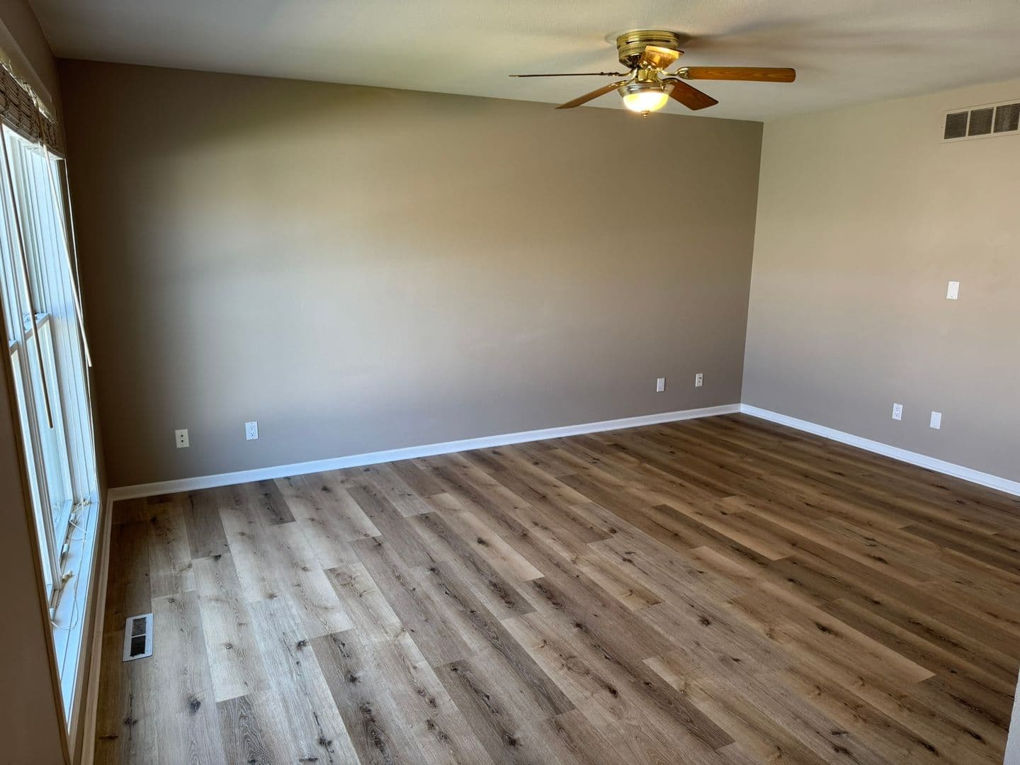 Ames Townhome: 2717 Bristol Dr