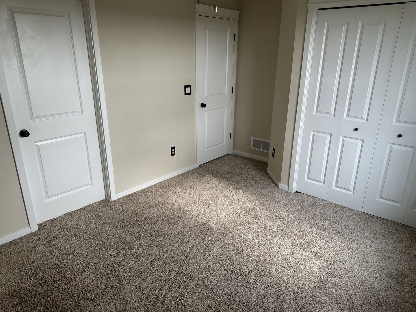 Ankeny Townhome: 223 NE 45th Lane