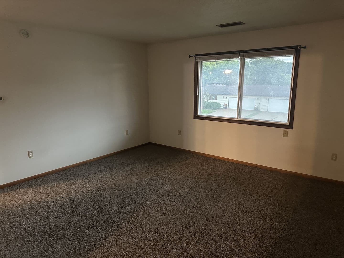 Boone Apartment: 1003 - 1005 Parkway Drive