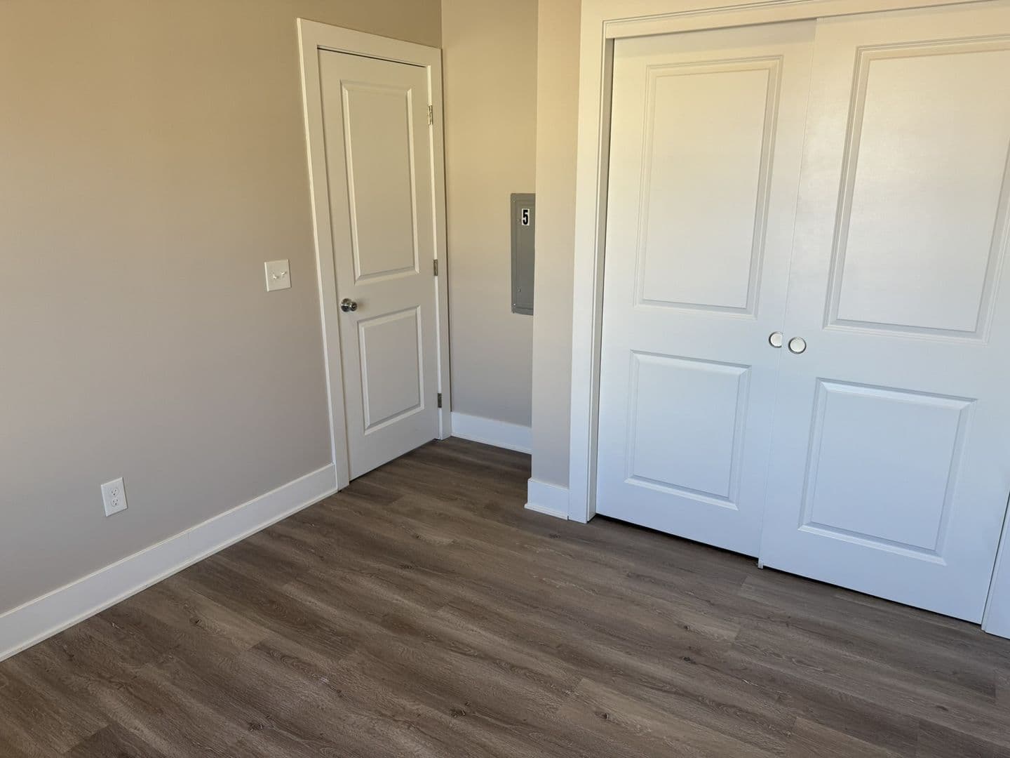 Boone Apartment: 812 Keeler St
