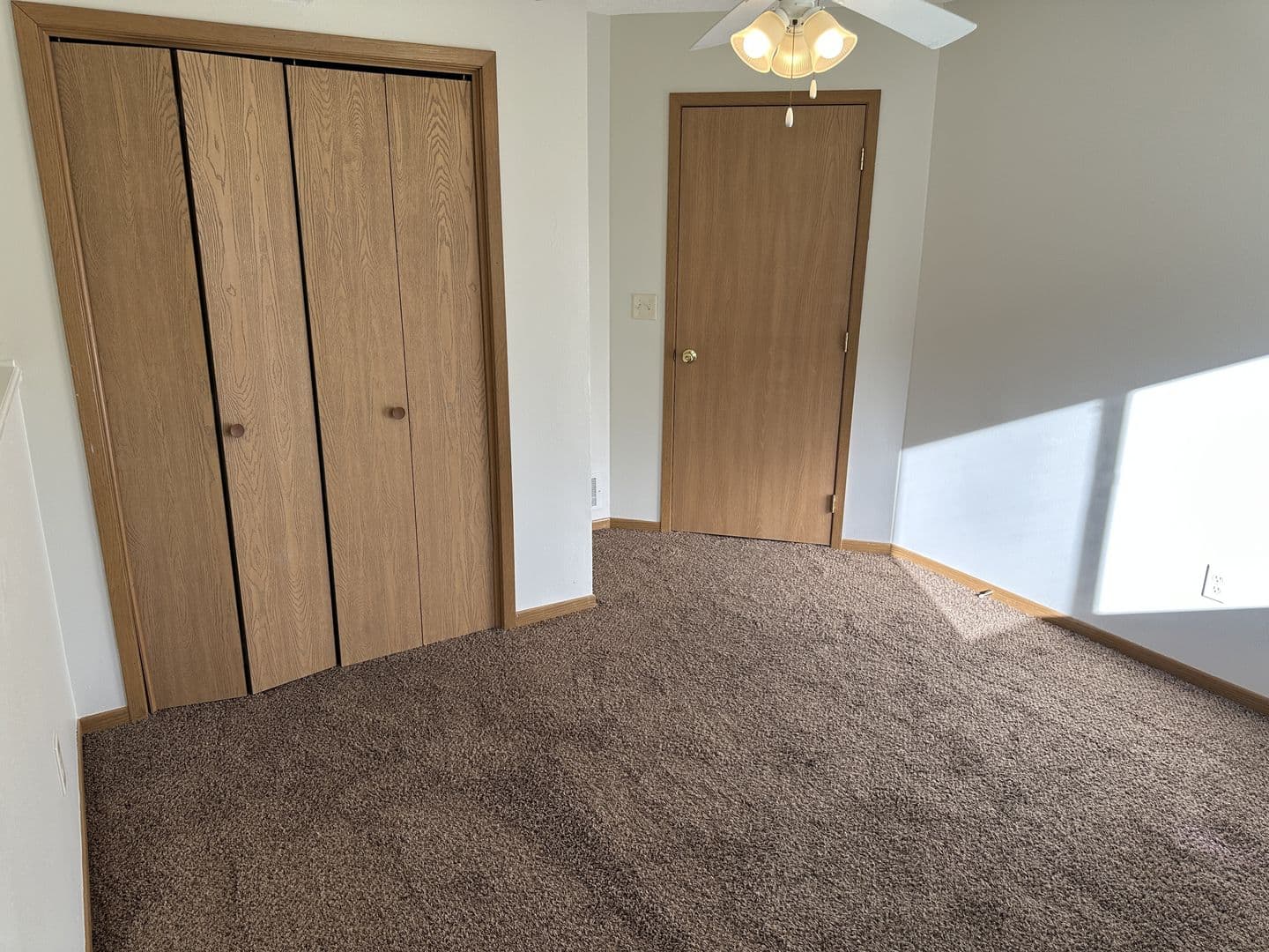 Boone Apartment: 717 Wood Street