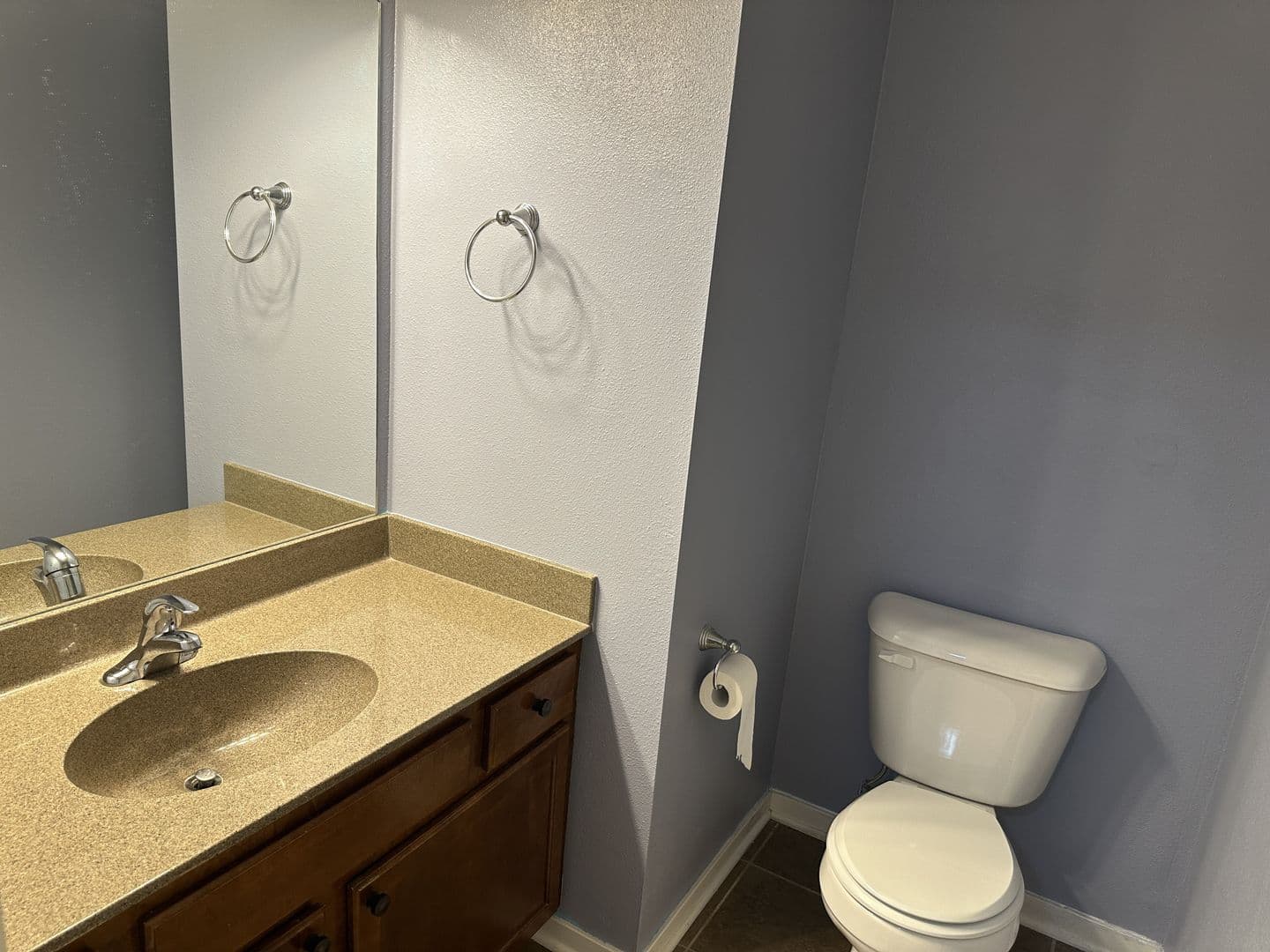 Ankeny Townhome: 223 NE 45th Lane