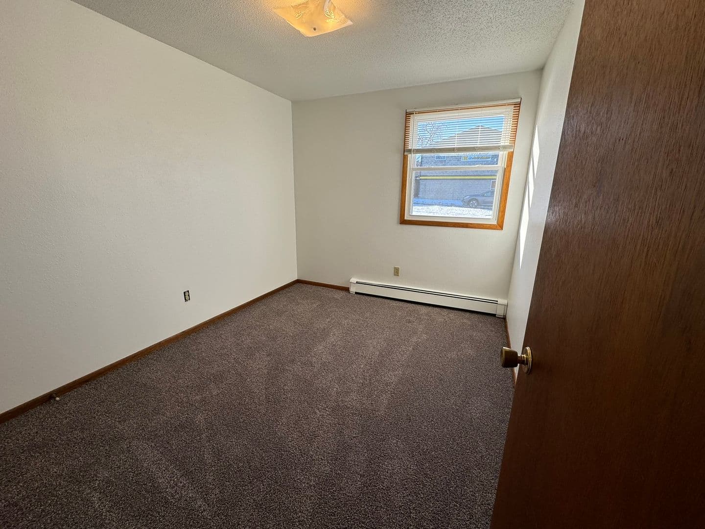 Boone Apartment: 1202 8th Street