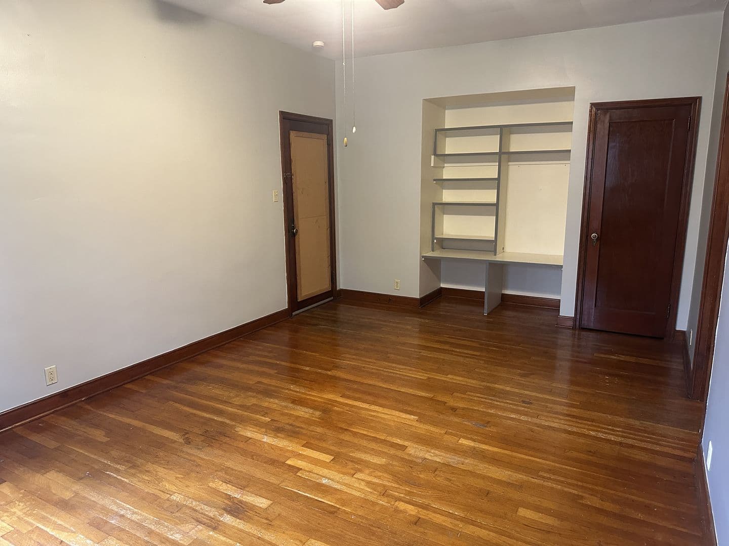 Boone Apartment: 528 6th Street