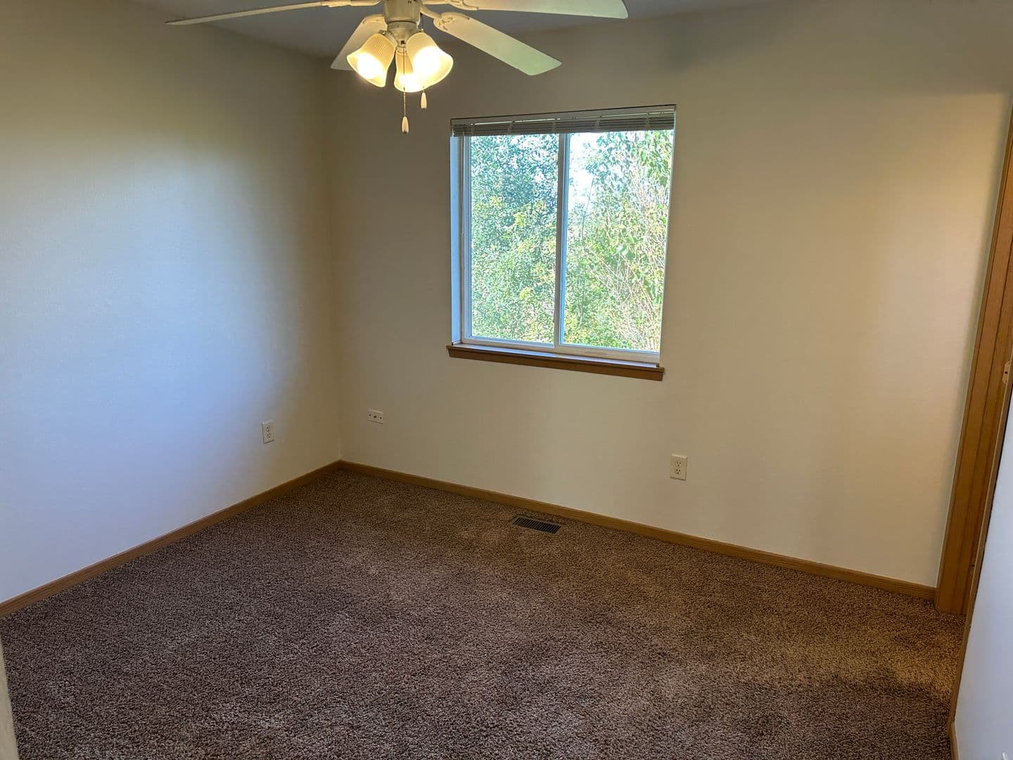 Boone Apartment: 717 Wood Street