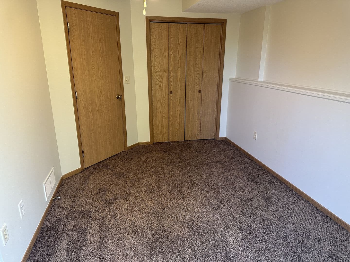 Boone Apartment: 717 Wood Street