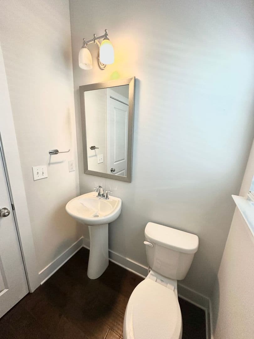 Doraville House: 3779 Oxford Circle