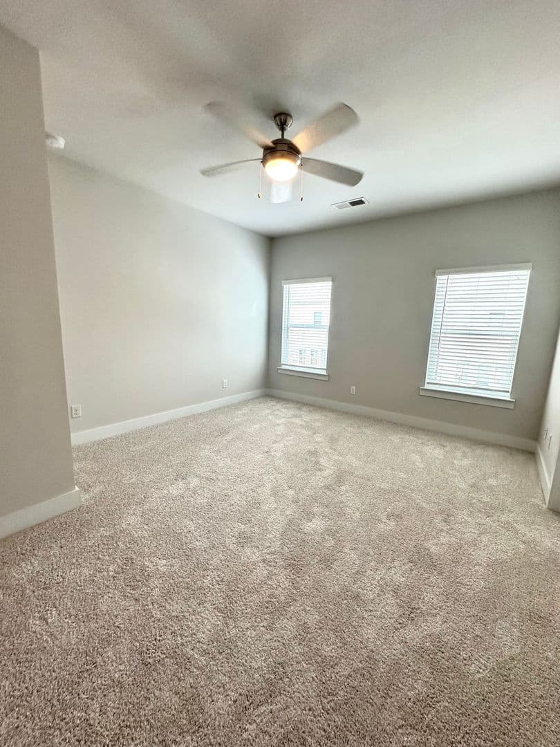 Doraville House: 3779 Oxford Circle