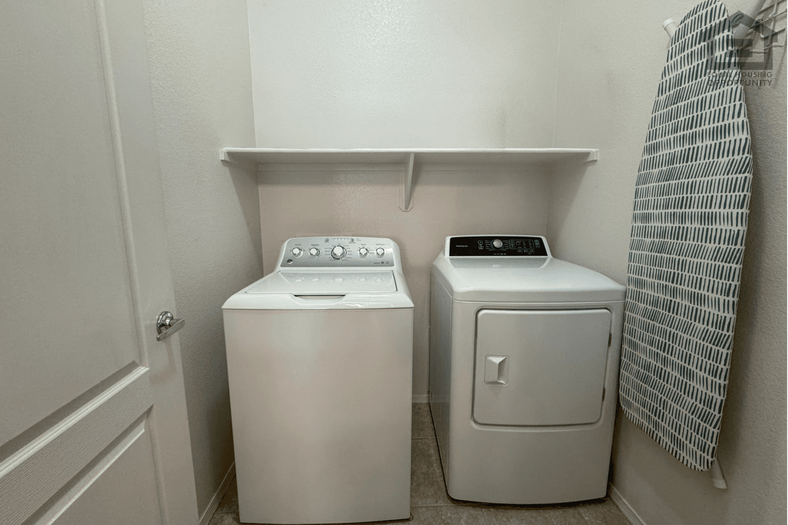 Chandler Condo: 2727 N Price Rd Unit 6