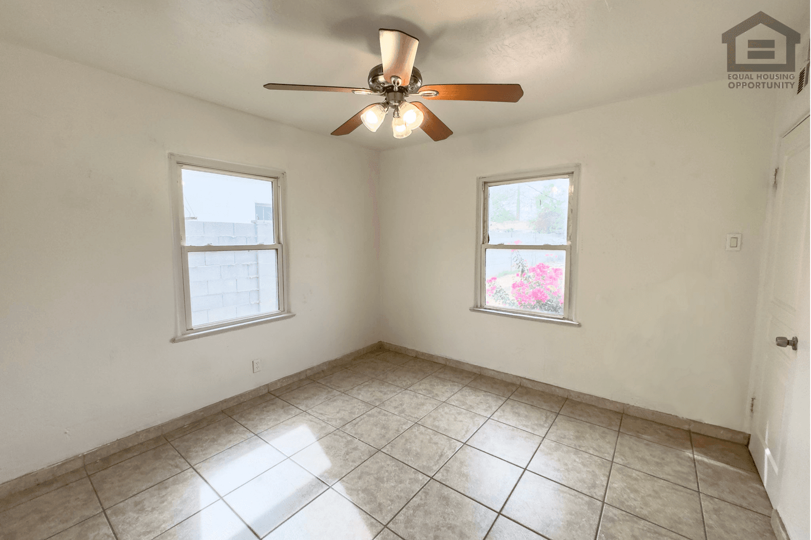 Phoenix House: 2517 E Culver St