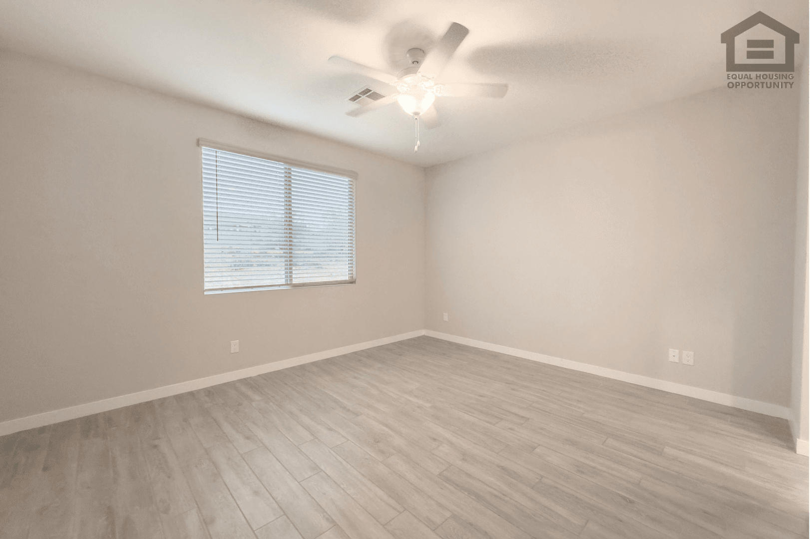 Phoenix House: 231 E Santa Cruz Dr