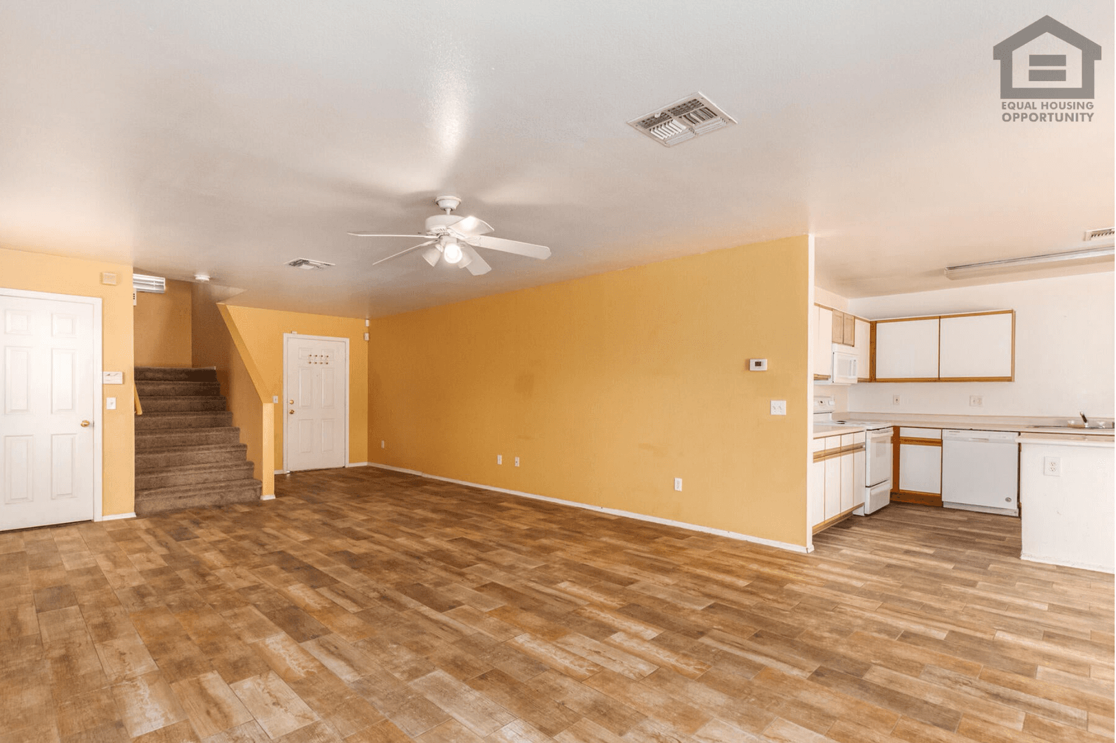 El Mirage House: 11762 W Main St