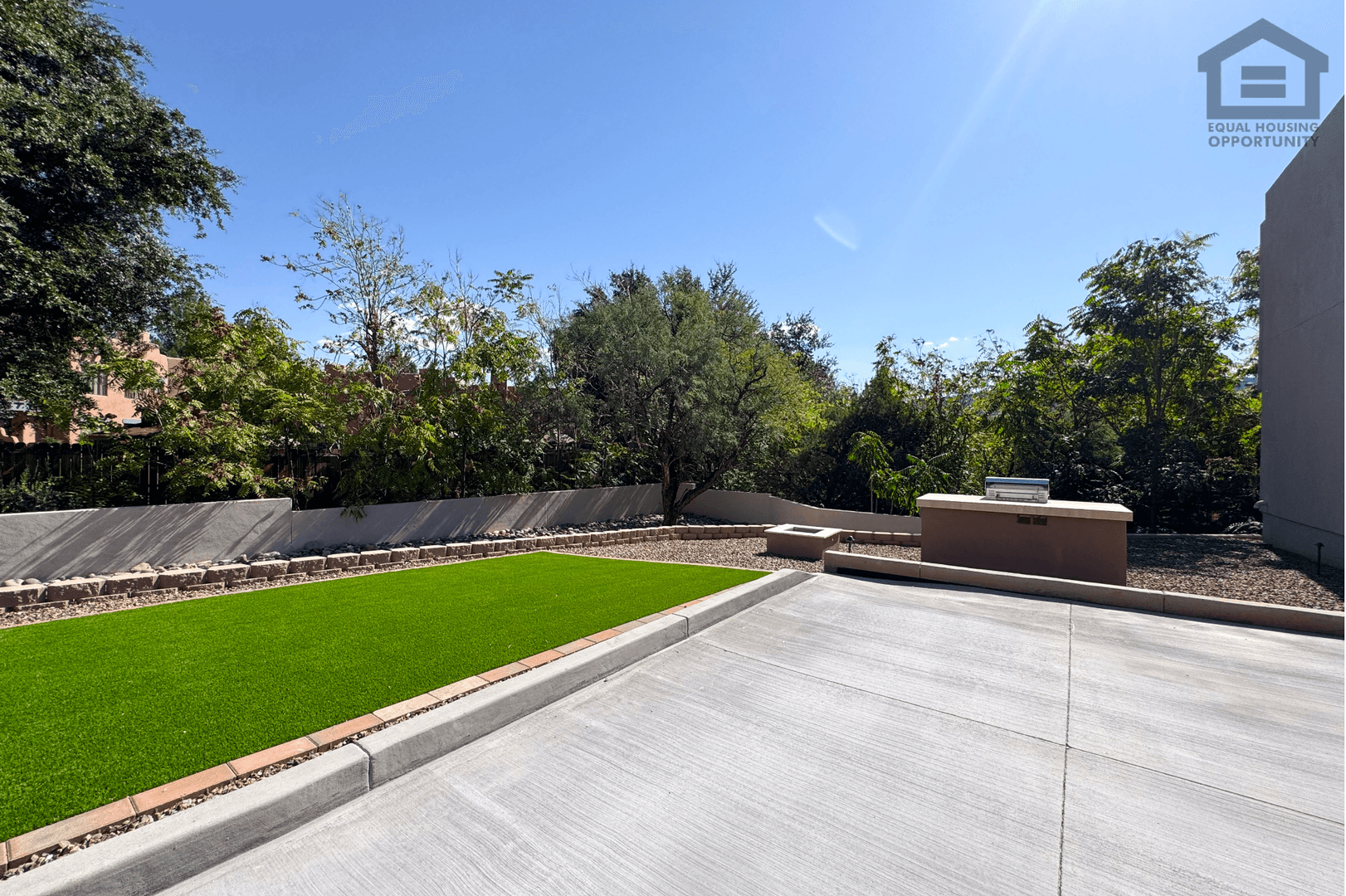 Sedona Apartment: Sugarloaf St