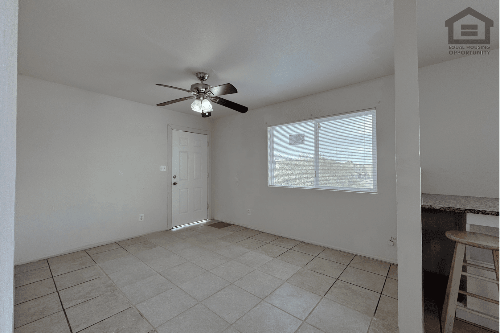 Phoenix Apartment: 641 N 30th St