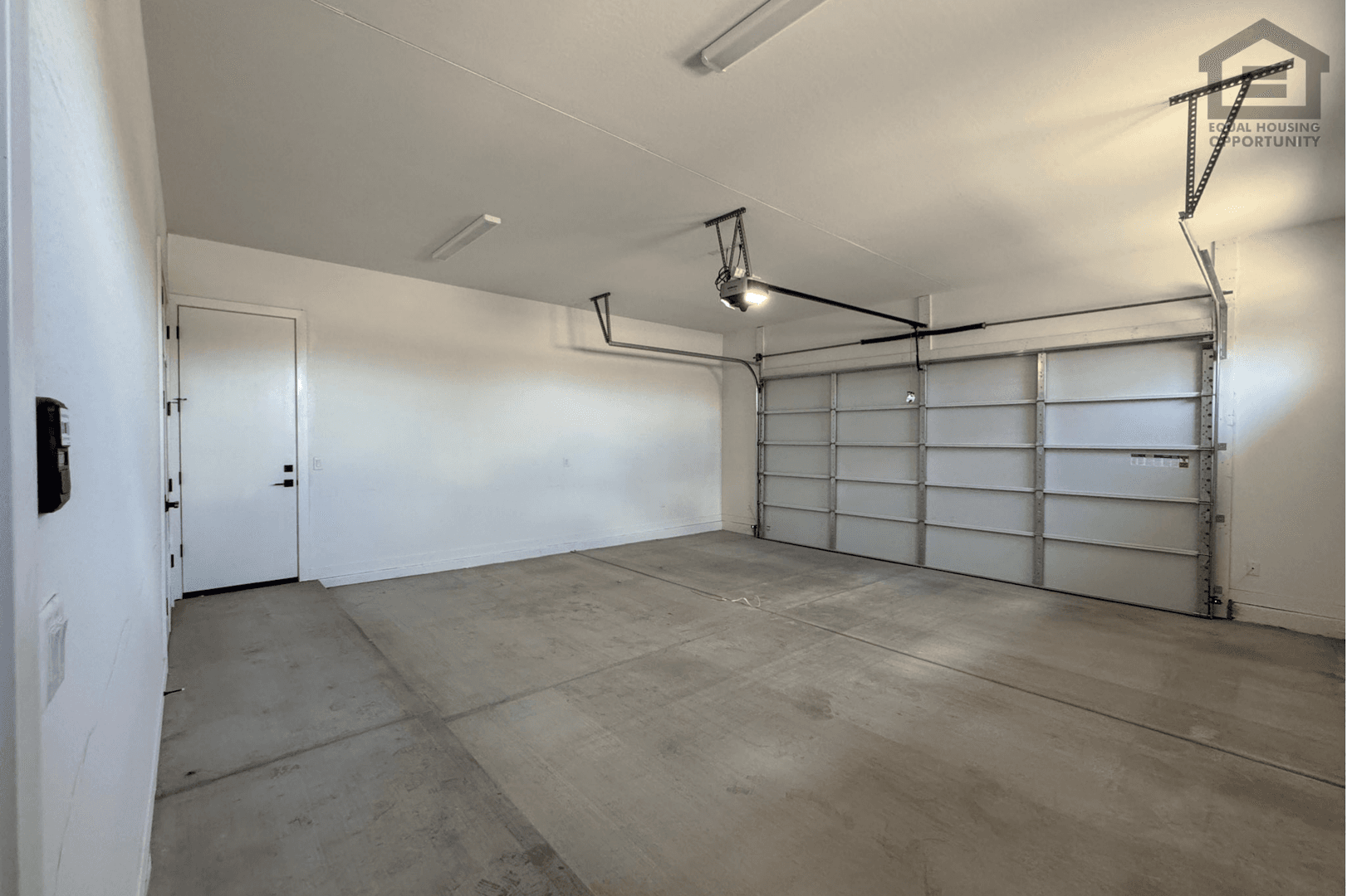 Surprise House: 24022 N 197th Dr