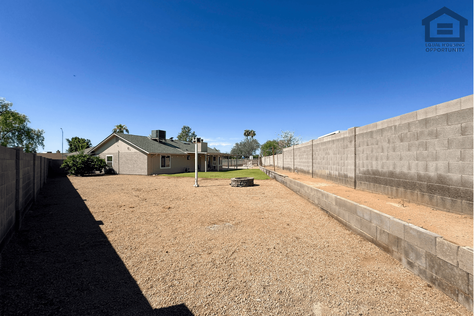 Mesa House: 1735 N Platina Cir