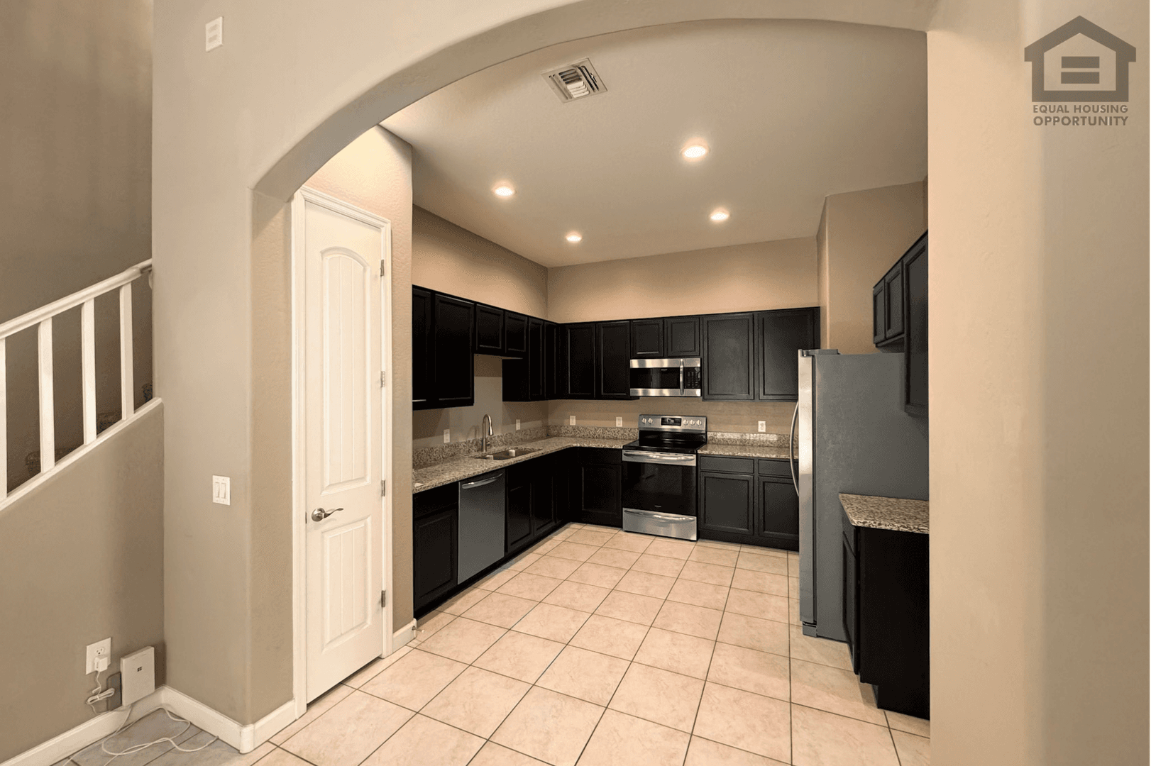 Mesa Townhome: 1367 S Country Club Dr Unit 1193