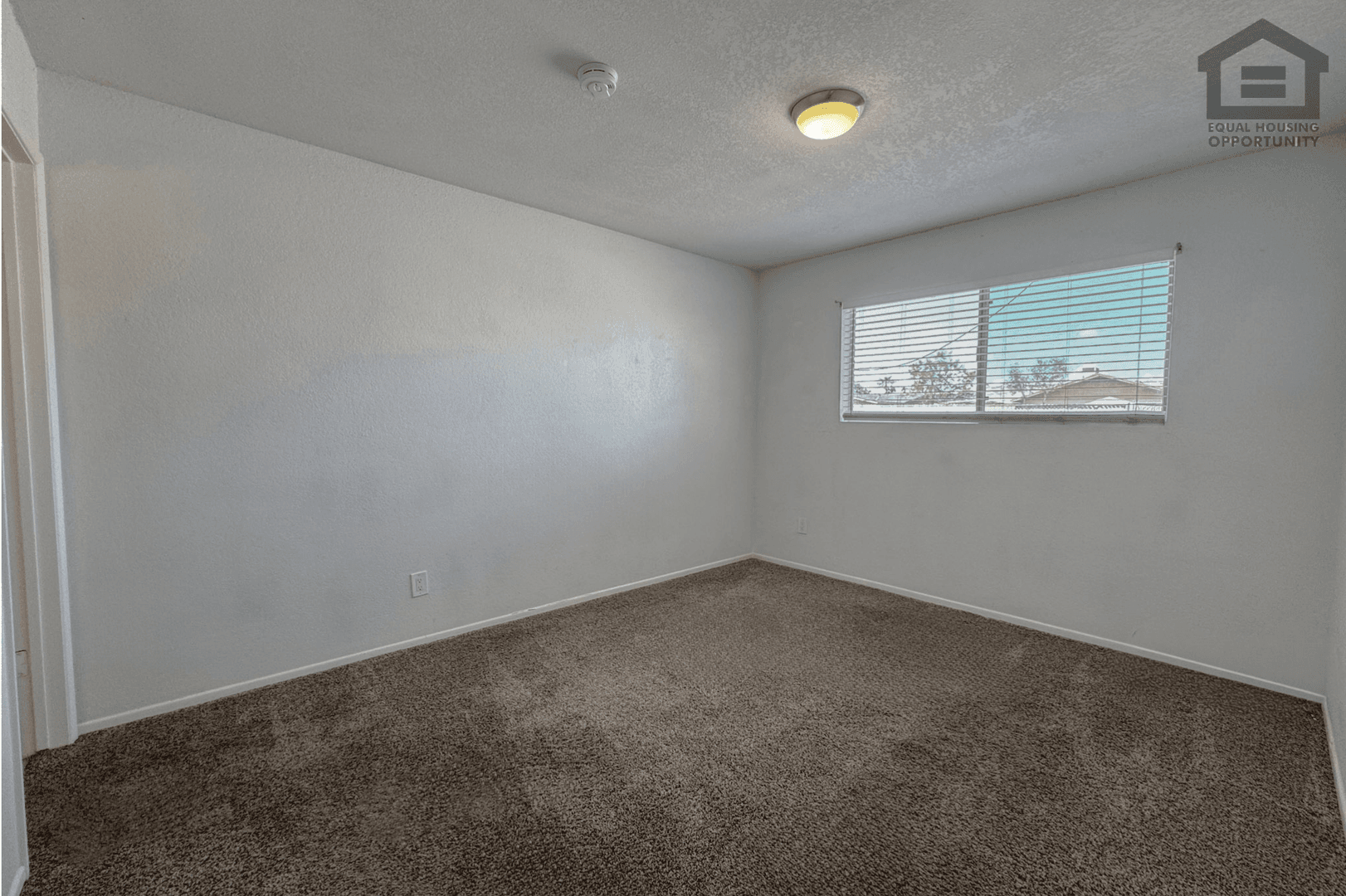 Chandler House: 936 E Flint St