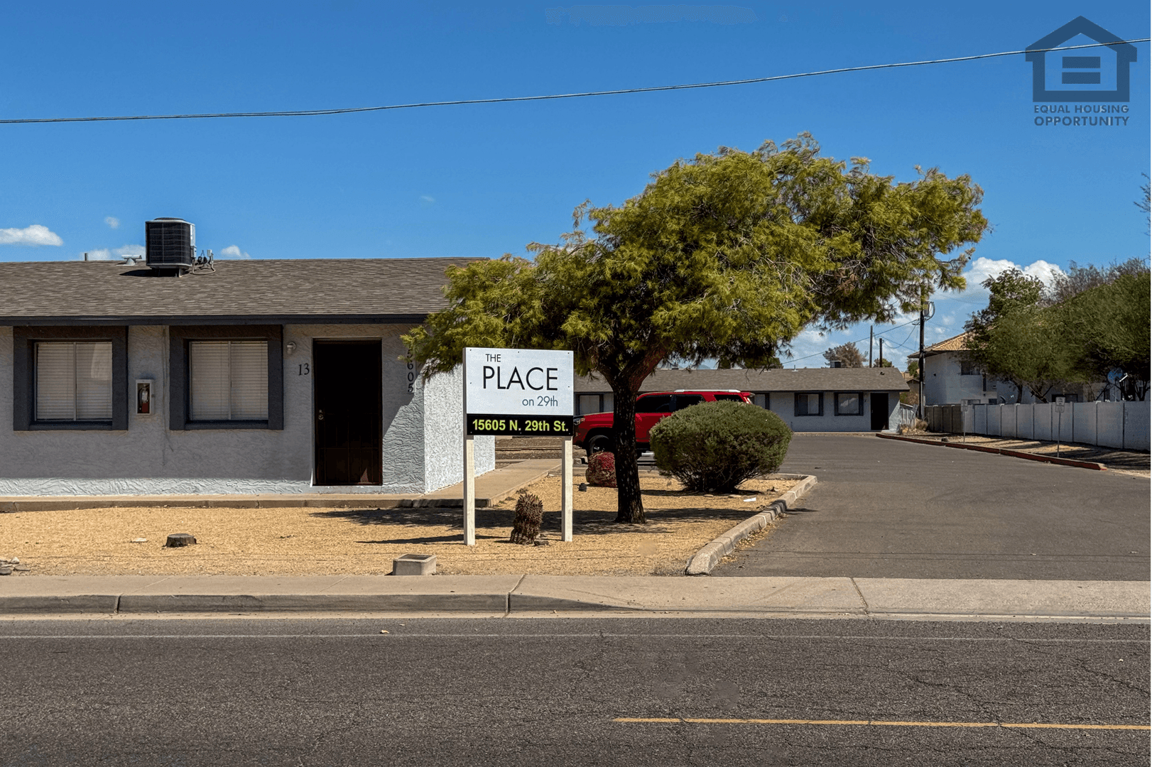 Phoenix Apartment: 15605 N 29th St