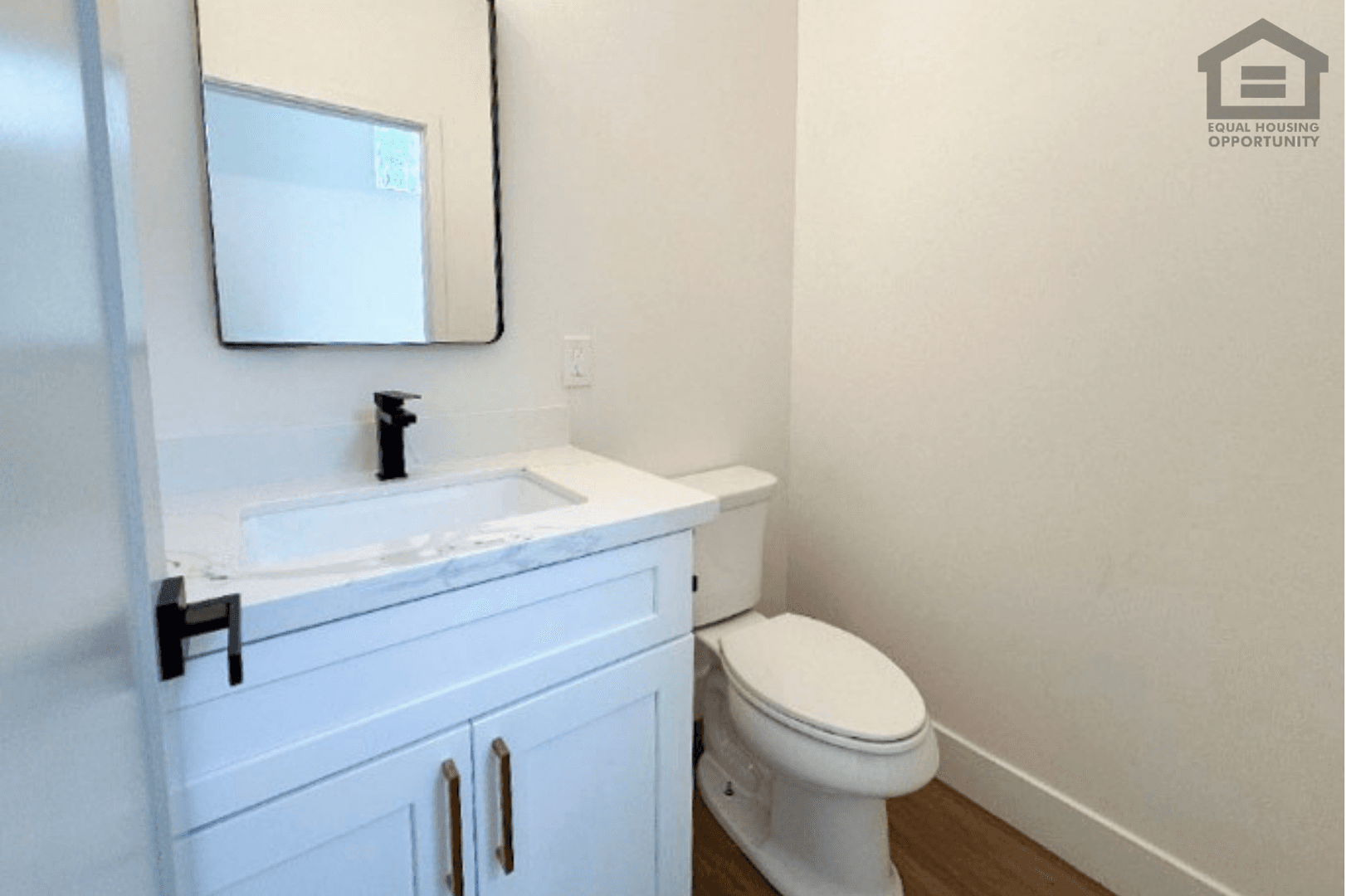 Sedona Apartment: Sugarloaf St
