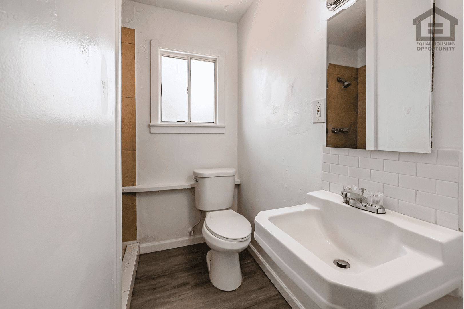 Phoenix Apartment: 3315 E Cambridge Ave