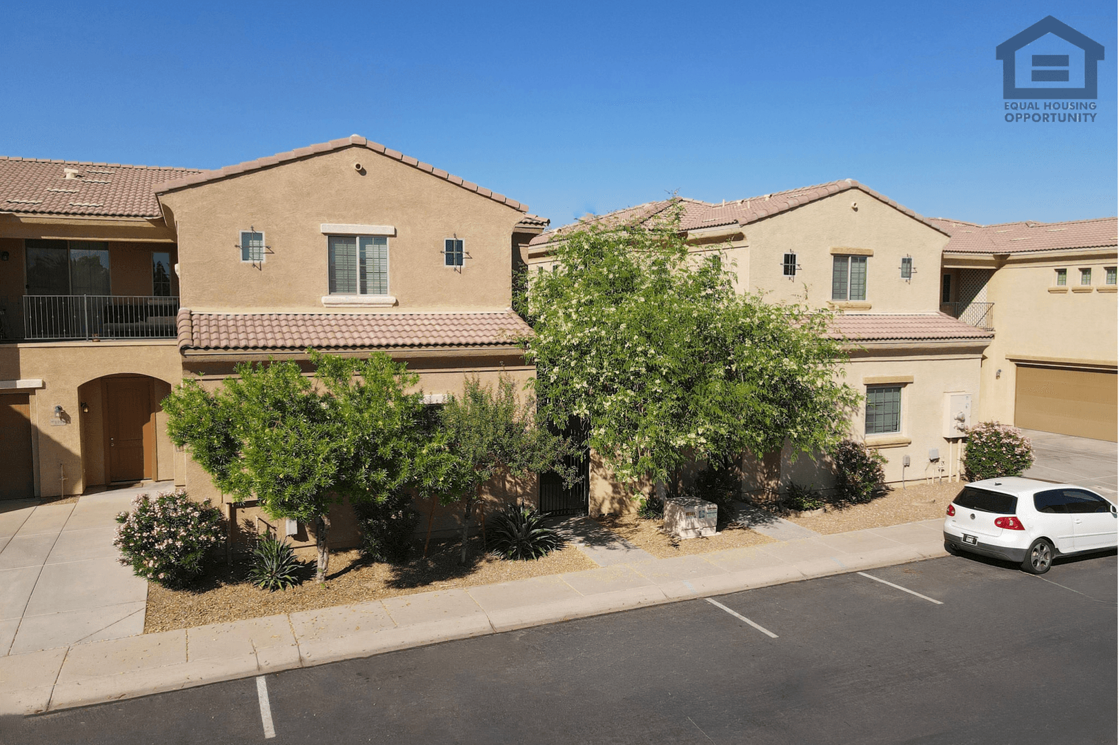 Mesa Townhome: 1367 S Country Club Dr Unit 1193
