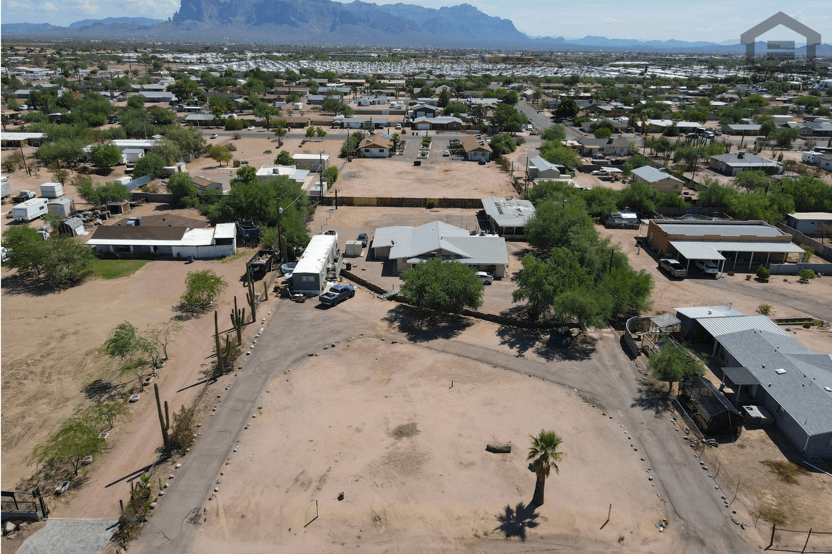 Apache Junction Condo: 535 N Gold Dr #5