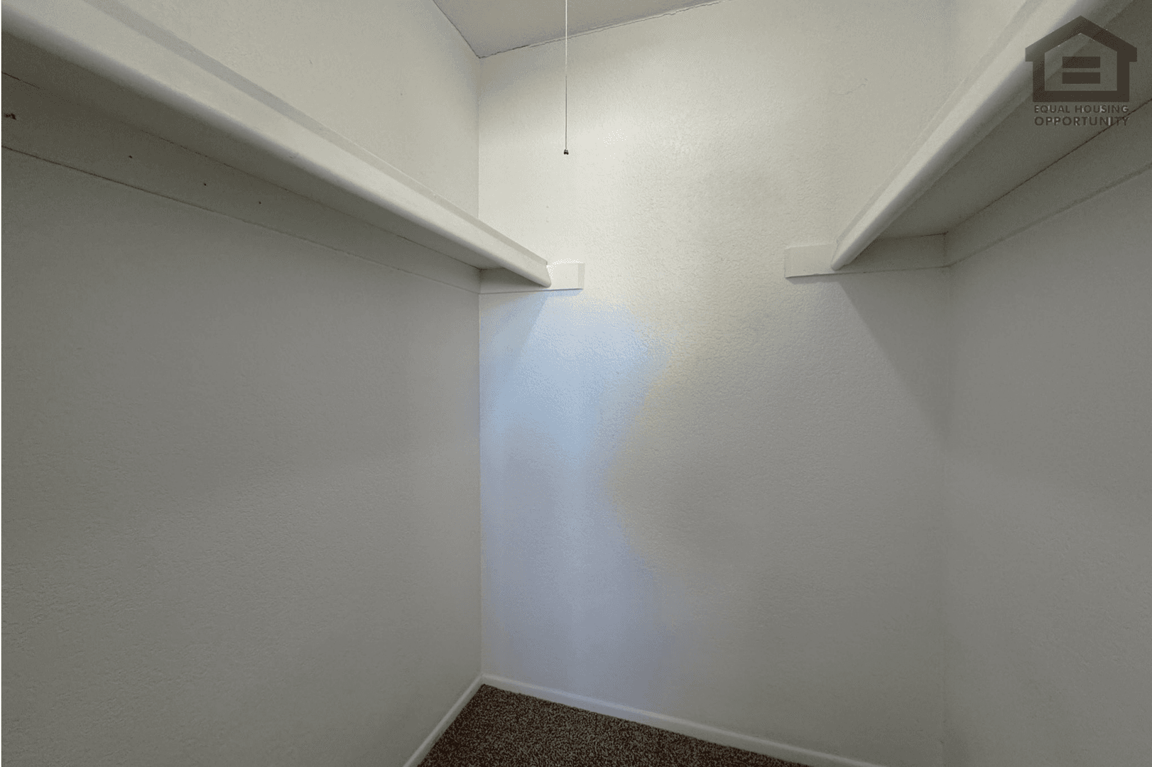Chandler House: 936 E Flint St