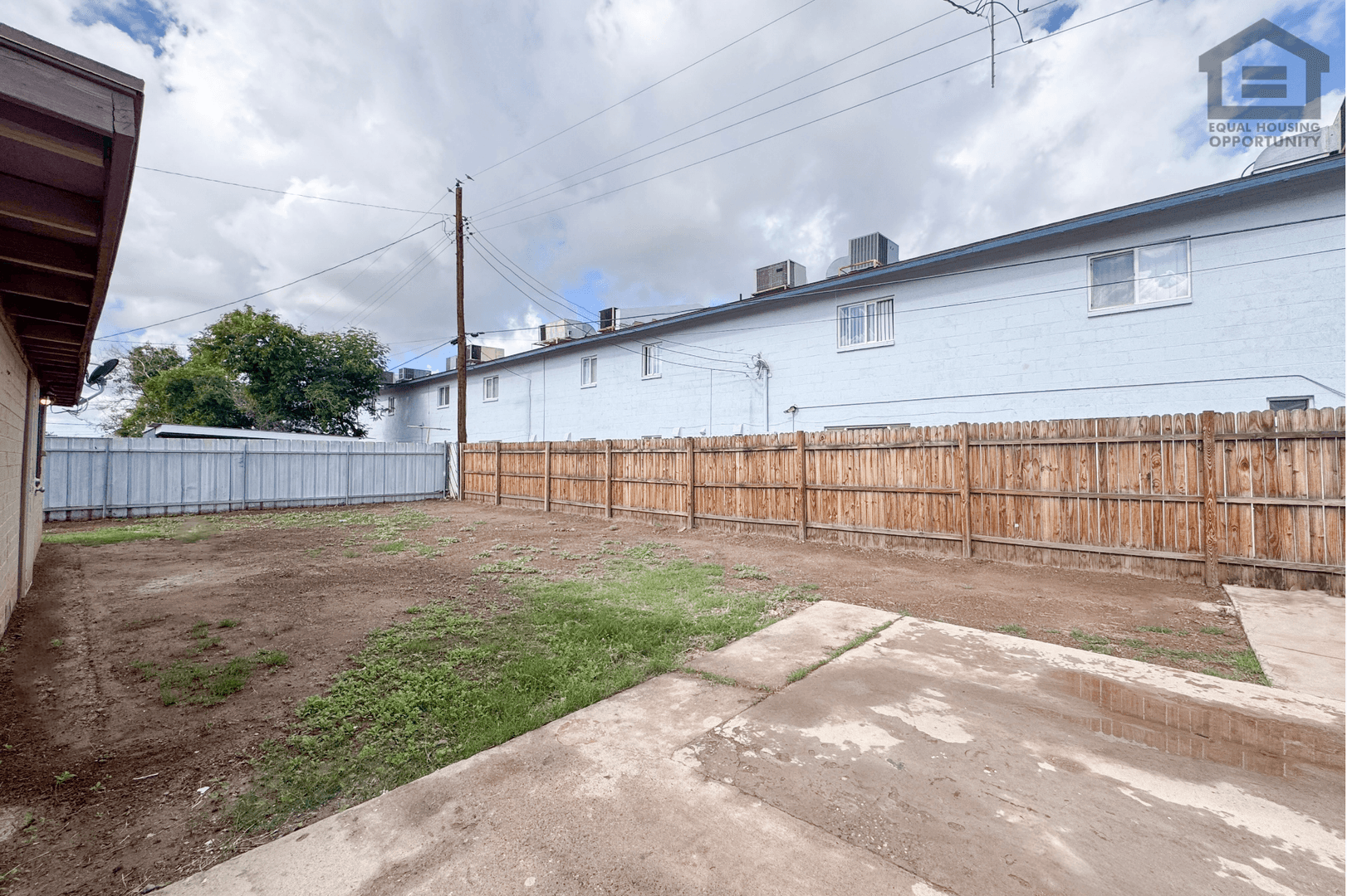 Phoenix House: 3422 E Culver St