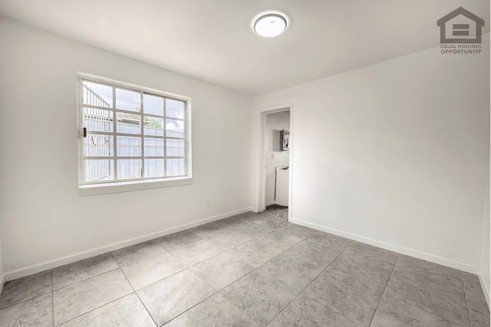Phoenix House: 3422 E Culver St