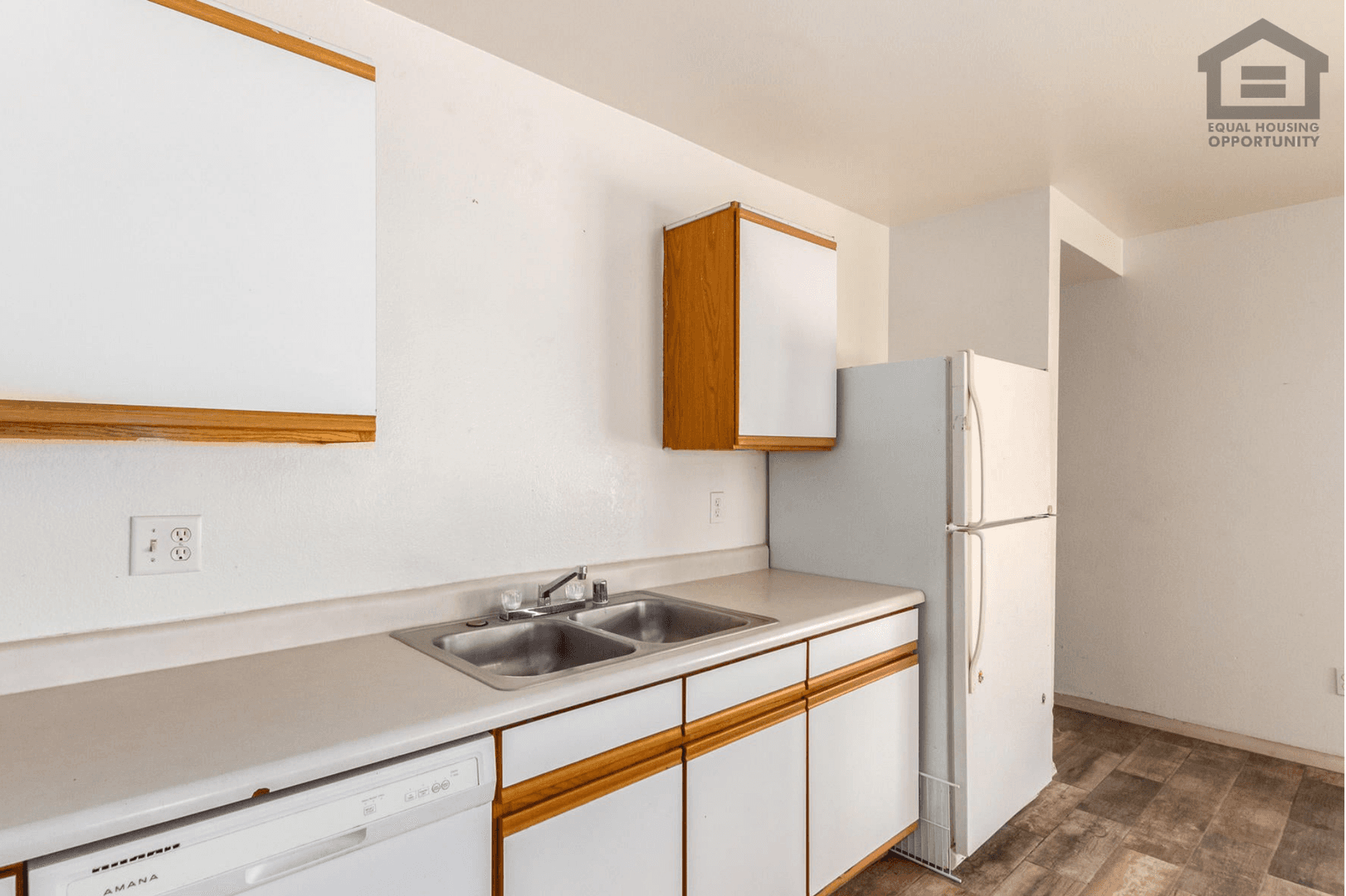 El Mirage House: 11762 W Main St